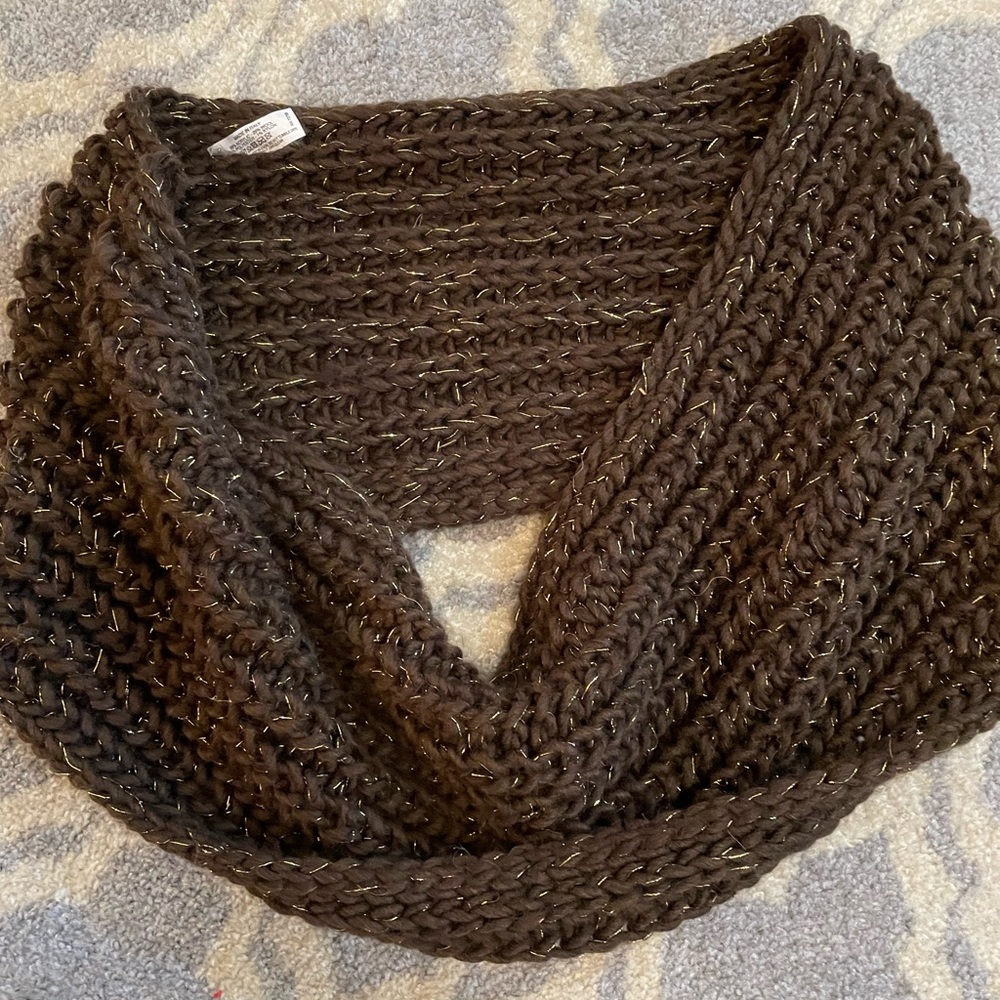 Infinity Scarves set - Picture 8 of 11